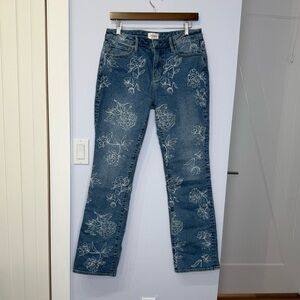 Driftwood Kelly women’s SZ 29, Floral embroidered Jeans - Blue/white, like new!